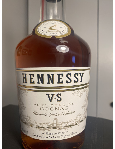 Hennessy VS Historic Limited Edition 010