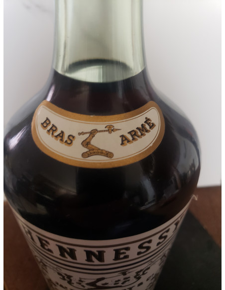 Hennessy Bras Arme Cognac 013