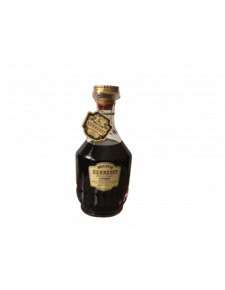 Hennessy Bras d’Or Cognac in Baccarat Decanter 09