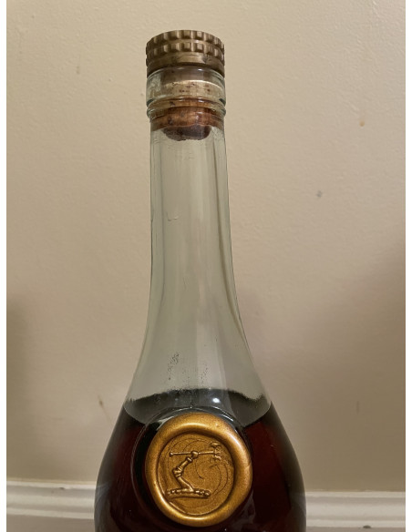 Hennessy V.S.O.P. Cognac 012