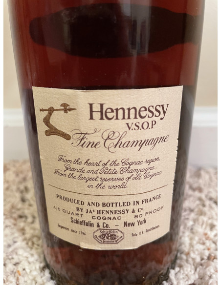 Hennessy V.S.O.P. Cognac 010
