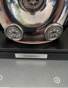 Remy Martin Cognac Louis XIII Black Pearl Anniversary Edition 02