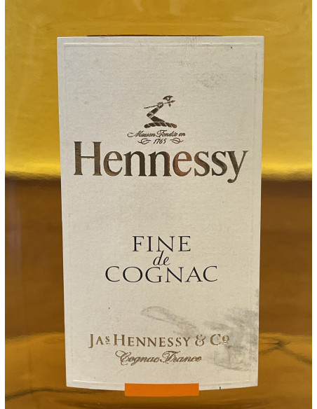 Hennessy Fine de Cognac 010