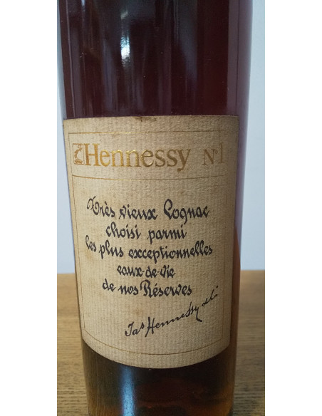 Hennessy No.1 012