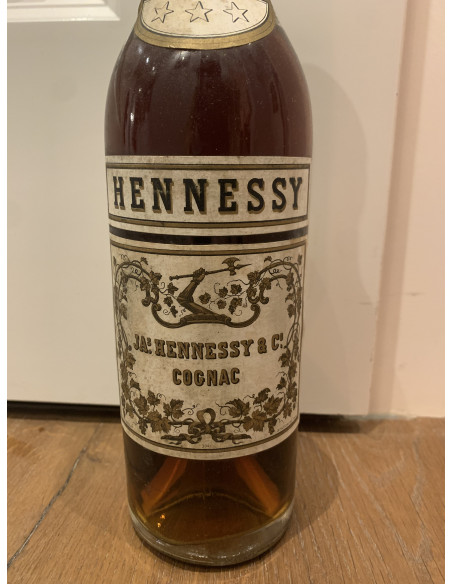 Hennessy Cognac 3 Star 011