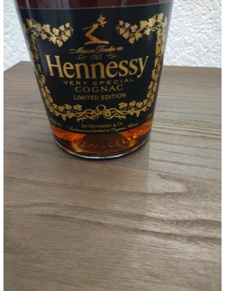 Hennessy Cognac Hennessy 44th president limited edition 011