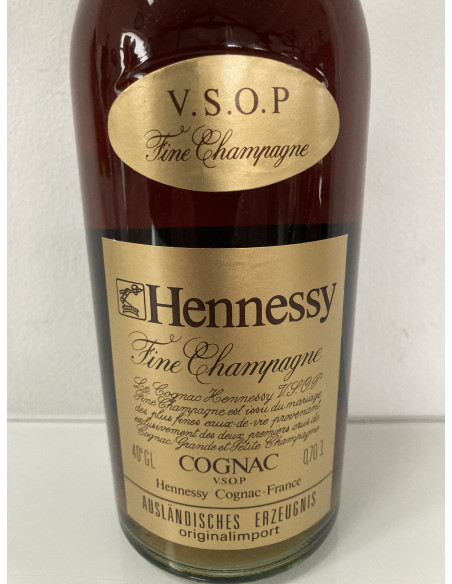 Hennessy Cognac V.S.O.P. Fine Champagne 011