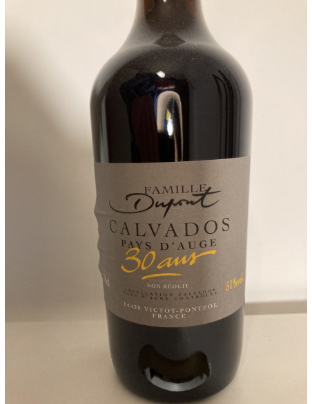 Famille Dupont Calvados Pays d'Auge 30 years old 010