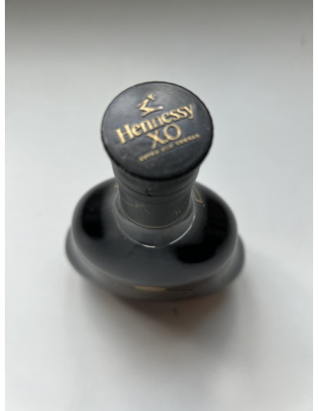 Hennessy XO Exclusive Collection 2008 Magnificence Cognac 010