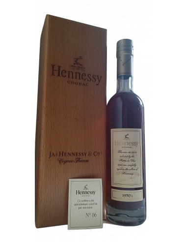 Hennessy Cognac 1970’s, 350ml + box