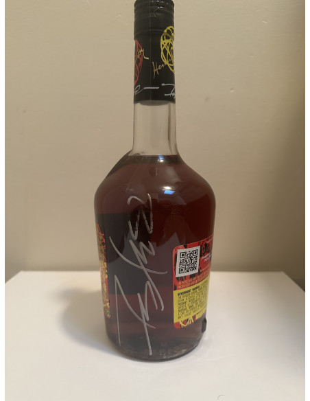 Hennessy Cognac VS Futura 2000 Signed Bottle 012