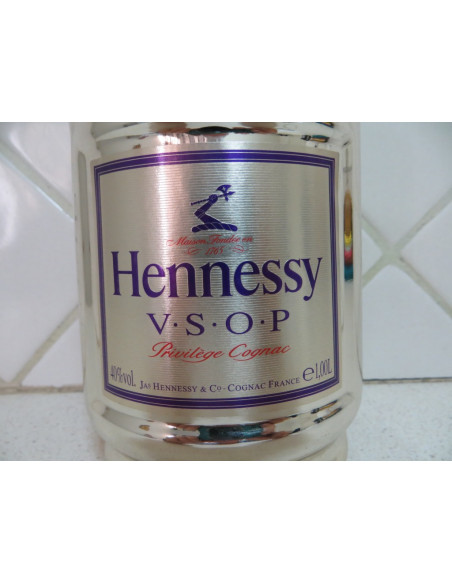 Hennessy Privilege NyX Limited Edition Silver Collector Bottle 011