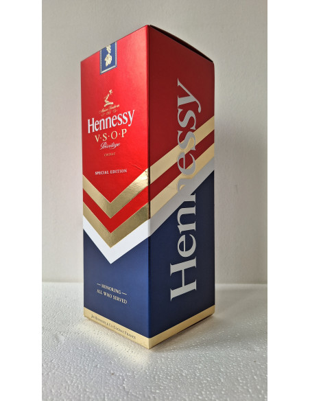 Hennessy Cognac VSOP Privilege Special Edition Honoring All Who Served 013