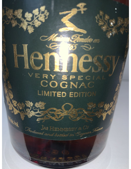 Hennessy Cognac Very Special In Honor of the 44th President 010