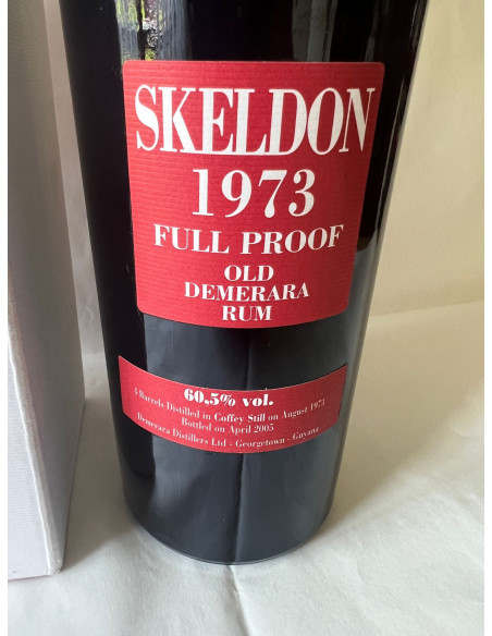 Skeldon 1973 Full Proof 32 Year Old Demerara Velier Rum 010