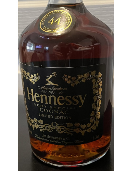 Hennessy VS Limited Edition Cognac in Honor of the 44th President (1 Liter) 010