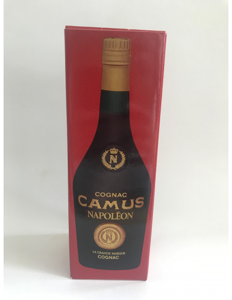Camus Napoleon La Grande Marque Cognac 012