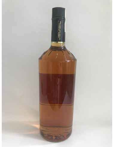 Black Velvet Canadian Whisky | cabinet7