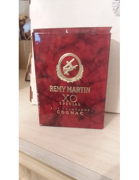 Remy Martin XO Special Cognac 012