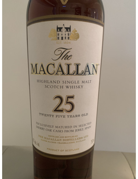 The Macallan Whisky 25 years old 012