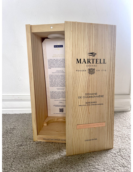 Martell Cognac Domaine de Charbonniere Single Estate 013