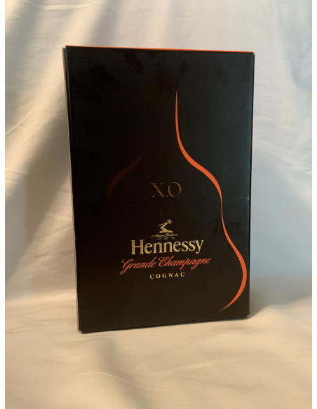 Hennessy 50 Anniversary Edition XO Cognac 013