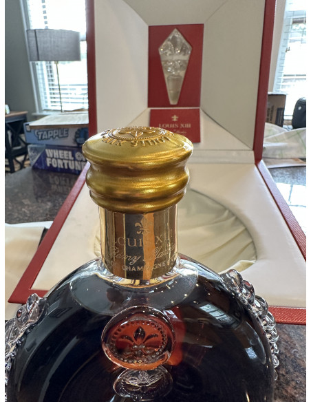 Remy Martin Cognac Louis XIII with clam-shell box 011