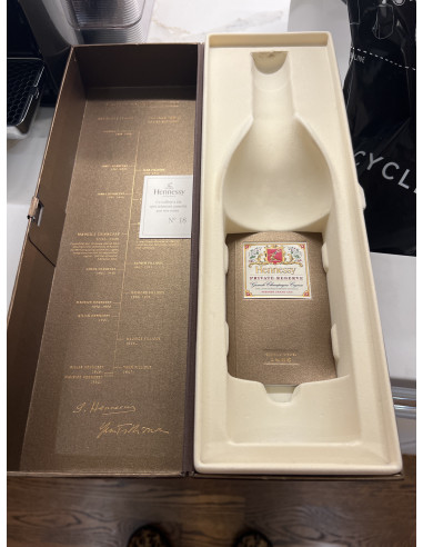 Hennessy PRIVATE RESERVE プライベートリザーブ 未開封 Hennessy Cognac Private Reserve | cabinet7