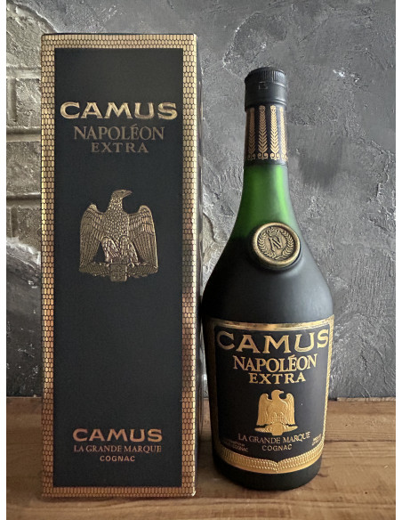 Camus Cognac Napoleon Extra 013