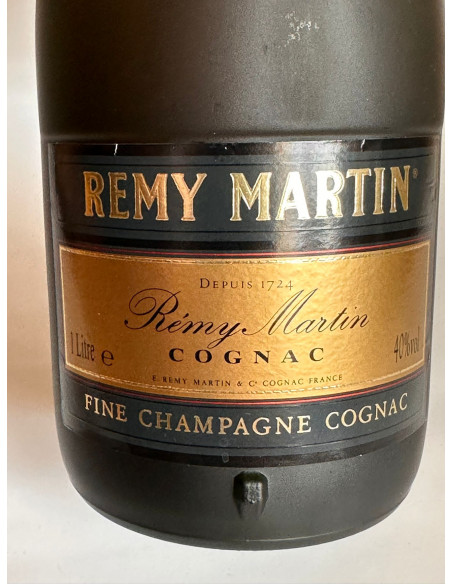 Remy Martin Cognac VSOP 1L 010