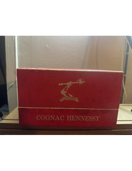 Hennessy Cognac Napoléon White Barrel Porcelaine 1980s 012