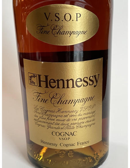 Hennessy Cognac V.S.O.P. 010