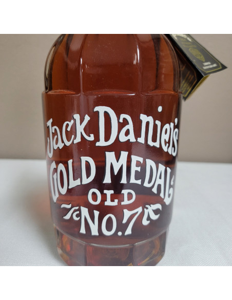 Jack Daniels 1904 Centennial Gold Medal Replica Bottle 1.5L 012