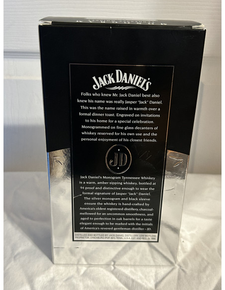 Jack Daniels Whisky Monogram (signed!) 014