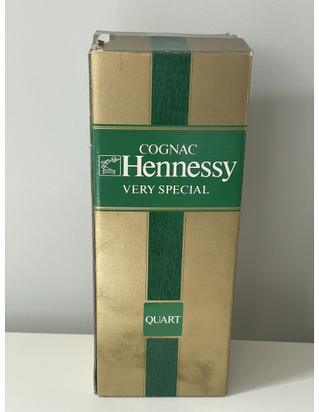 Hennessy Cognac Very Special Quart 013