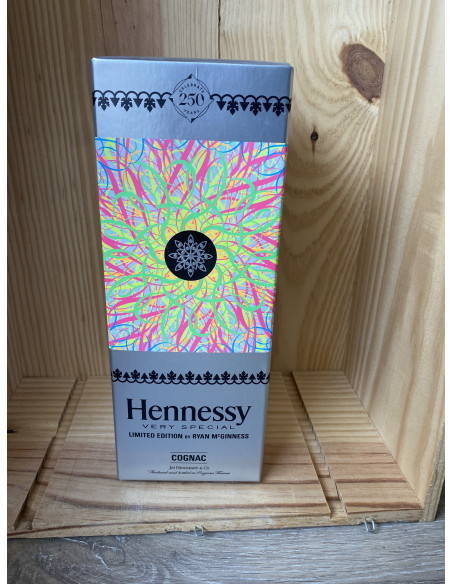 Hennessy Cognac VS Limited Edition by Ryan Mc Ginness 013