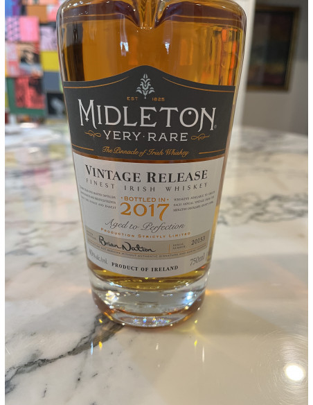 Midleton Very Rare Vintage (Release 2017) 010