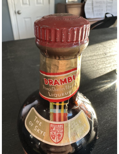 Prince Charles Edward's Liqueur Drambuie | cabinet7