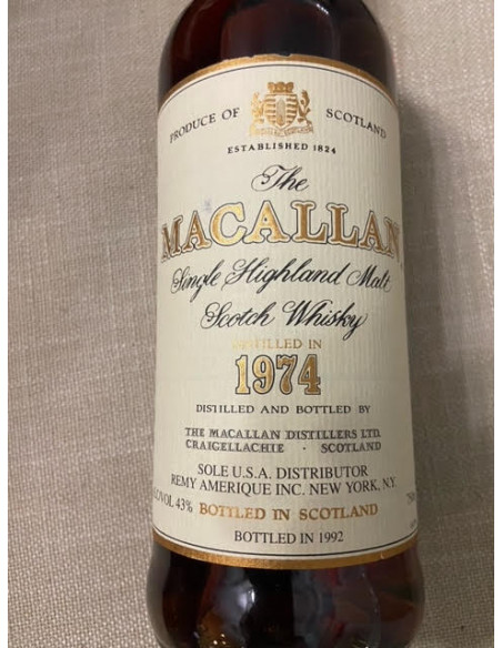 Macallan 18 Year Old Single Malt Scotch Whisky, Sherry Wood 1974 010
