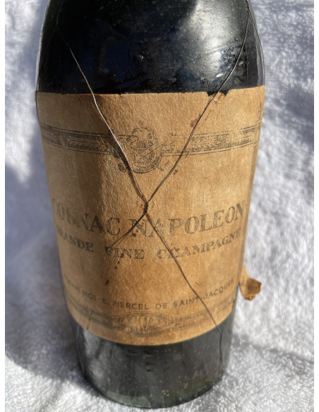 Cognac Napoleon Grande Fine Champagne (Counterfeit) 012