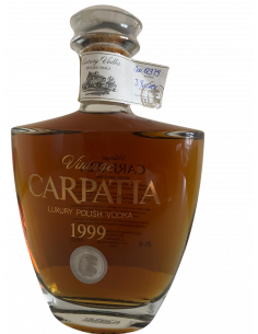 Vodka Carpatia 1999 01