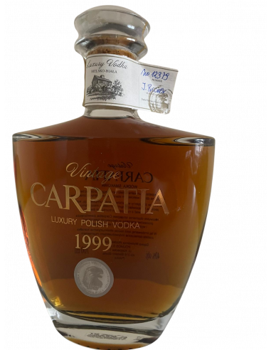 Vodka Carpatia 1999 01