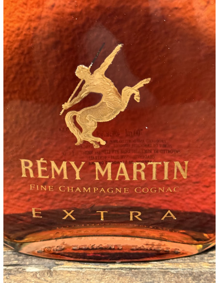 Remy Martin Cognac Extra 010
