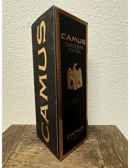 Camus Cognac Napoleon Extra 013