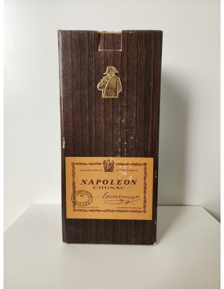 Courvoisier Cognac Napoleon 012