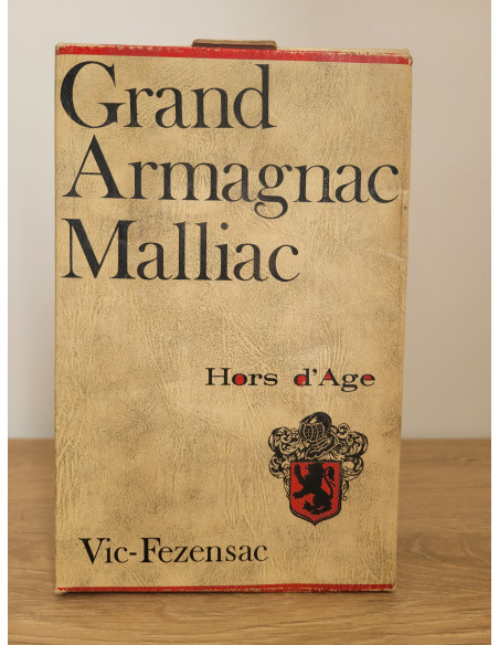 Malliac Hors d'Age Armagnac 013