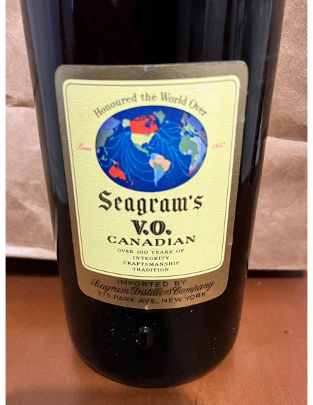Seagram's VO Canadian Whisky 08