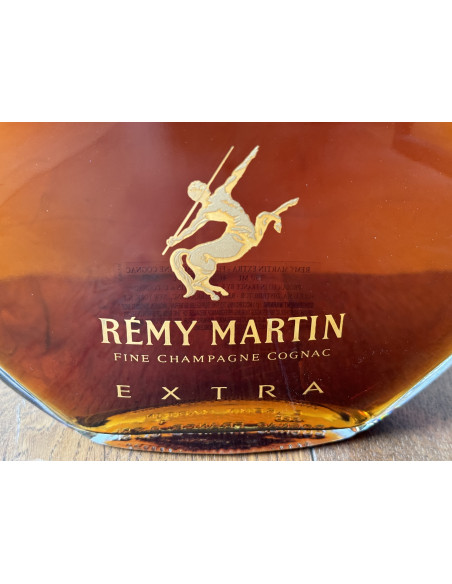 Remy Martin Cognac Extra 011