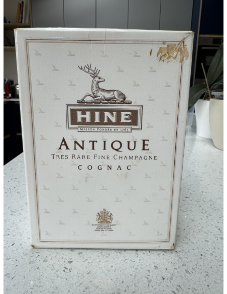 Hine Cognac Antique 012