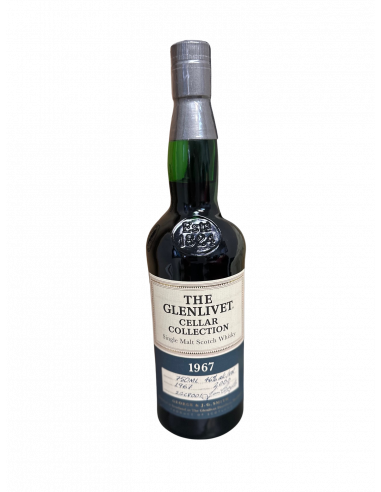 The Glenlivet Distillerie Cellar Collection 1967 Whisky 01